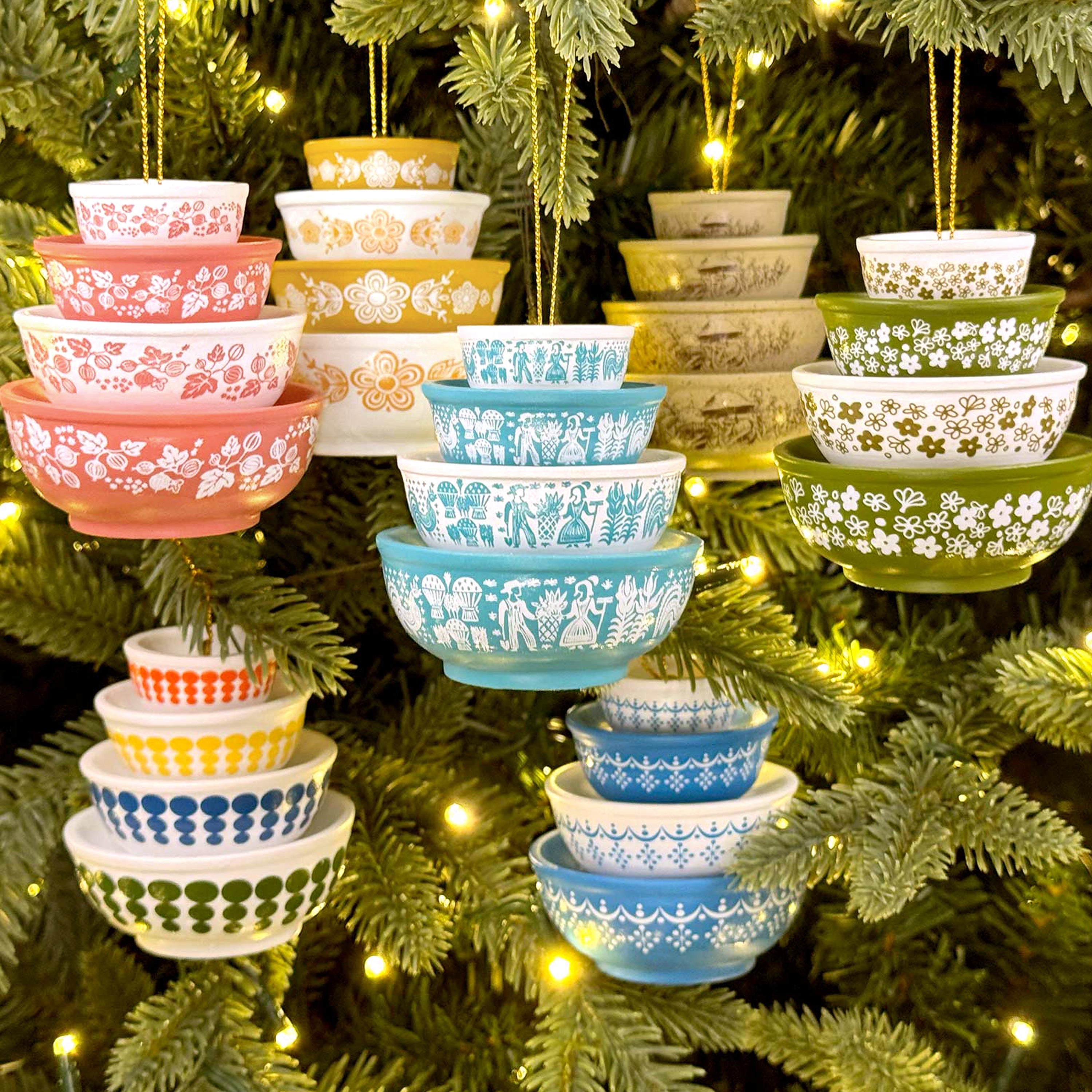 Mini Pyrex-Inspired Bowl Ornament | Retro Christmas Tree Decor
