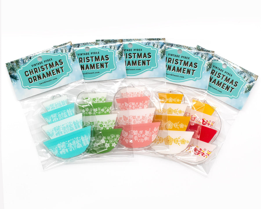 Double-Sided Pyrex-Inspired Acrylic Ornament – Retro Christmas Decor