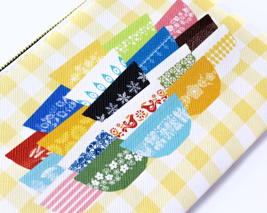 Pyrex-Inspired Zipper Pouch – Retro Makeup Bag