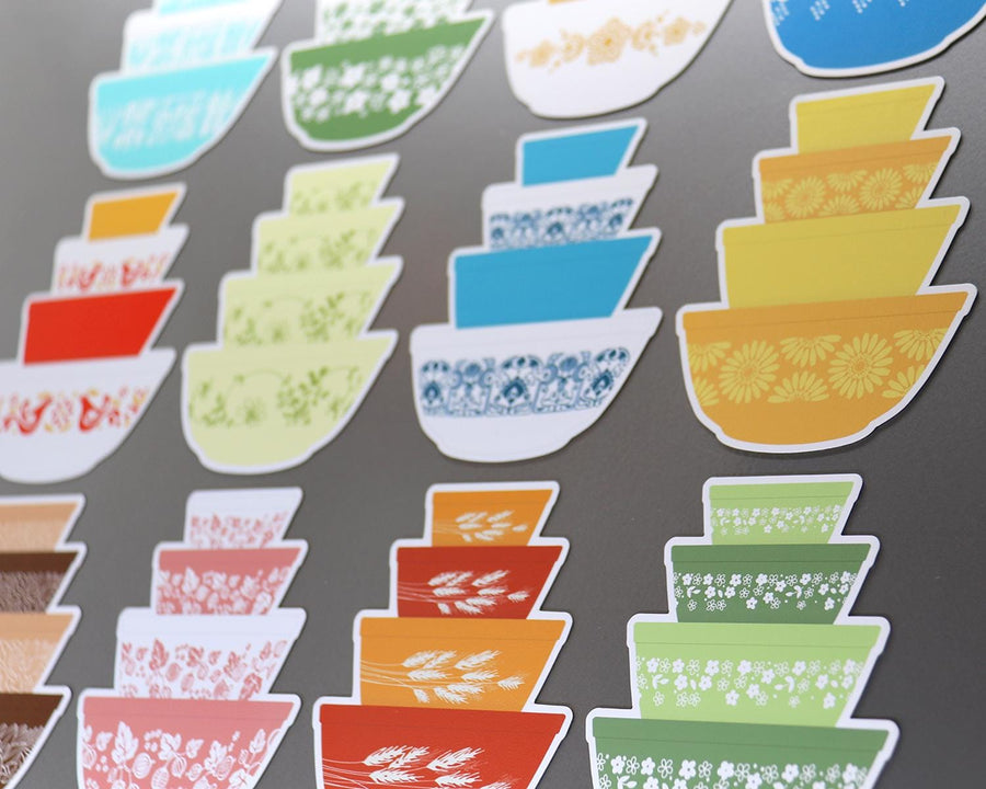 Pyrex-Inspired Bowl Stack Magnet – Retro Fridge Decor
